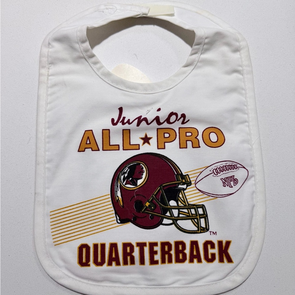 Vintage 1980s Washington Redskins "Junior All Pro" Baby Bib - NWT
